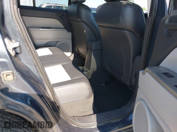 2007 Jeep Patriot Limited с VIN 1J8FF48W47D424723, выставлен на аукционе IAAI как лот 42266863 с пробегом 187 705 миль миль и . История ставок и продаж доступна на DreamBid. Изображение 8.
