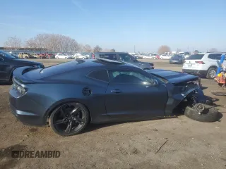 2019 Chevrolet Camaro 1SS with VIN 1G1FF1R70K0121735, listed as a Copart auction lot 71122712 with 64,187 mi miles. Bid and sale history available at carsss.com. Image 3.