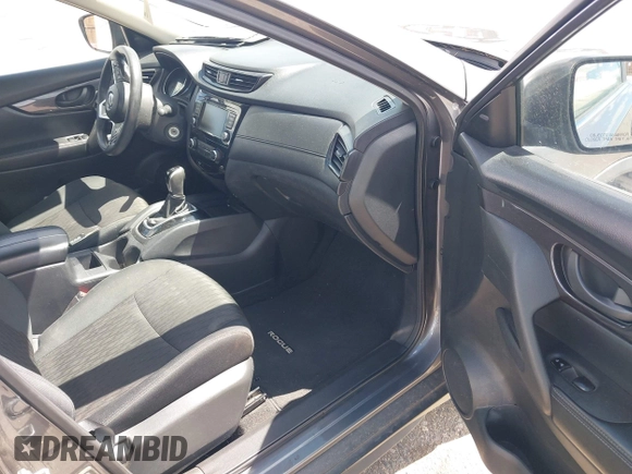 2019 Nissan Rogue SL with VIN 5N1AT2MV5KC830564, listed as a IAAI auction lot 42024737 with 121,523 mi miles and . Bid and sale history available at carsss.com. Image 5.