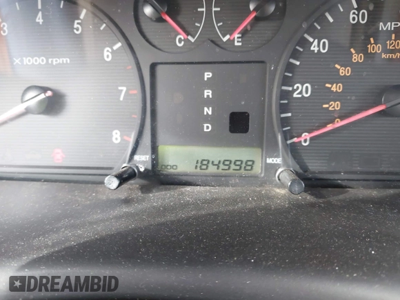 2002 Hyundai Sonata GLS with VIN KMHWF35H42A652136, listed as a IAAI auction lot 41313194 with 184,998 mi miles. Bid and sale history available at carsss.com. Image 7.