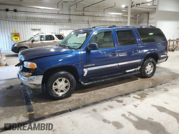 2002 GMC Yukon XL SLT with VIN 1GKFK16Z22J161547, listed as a Copart auction lot 84436844 with 330,971 mi miles and Salvage Title. Bid and sale history available at carsss.com. Image 1.