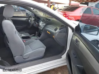 2005 Toyota Camry Solara SE with VIN 4T1CE38P55U535936, listed as a IAAI auction lot 41258841 with 186,486 mi miles. Bid and sale history available at carsss.com. Image 5.