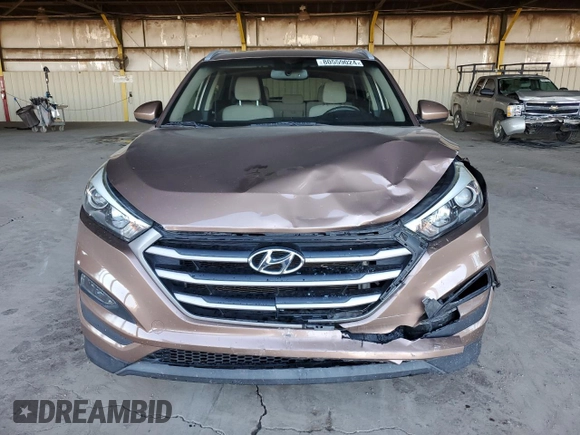2016 Hyundai Tucson SE z VIN KM8J33A43GU159480, wystawiony jako Copart lot #80559024 z przebiegiem 74 537 mil mil oraz Szkoda całkowita • Salvage title. Historia ofert i sprzedaży dostępna na DreamBid. Obrazek 5.