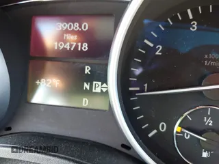 2010 Mercedes-Benz M 350 with VIN 4JGBB8GBXAA575061, listed as a IAAI auction lot 42212656 with 194,718 mi miles and . Bid and sale history available at DreamBid. Image 15.