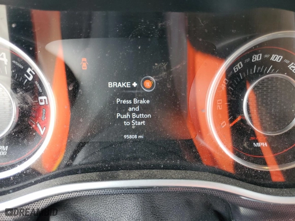 2015 Dodge Challenger SRT 392 with VIN 2C3CDZDJ3FH911330, listed as a Copart auction lot 58814644 with NaN miles and Salvage Title. Bid and sale history available at carsss.com. Image 9.