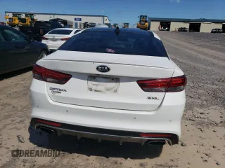 2016 Kia Optima SXL Turbo z VIN 5XXGV4L20GG121446, wystawiony jako Copart lot #57895125 z przebiegiem 131 889 mil mil oraz Czysty tytuł • Clean title. Historia ofert i sprzedaży dostępna na DreamBid. Obrazek 6.