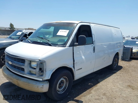 2002 Chevrolet City Express Cargo z VIN 1GCEG15W821225865, wystawiony jako IAAI lot #42343082 z przebiegiem 318 658 mil mil oraz . Historia ofert i sprzedaży dostępna na DreamBid. Obrazek 6.