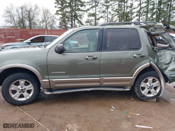 2004 Ford Explorer Eddie Bauer with VIN 1FMZU74WX4UA54743, listed as a IAAI auction lot 41190762 with 168,093 mi miles. Bid and sale history available at carsss.com. Image 14.