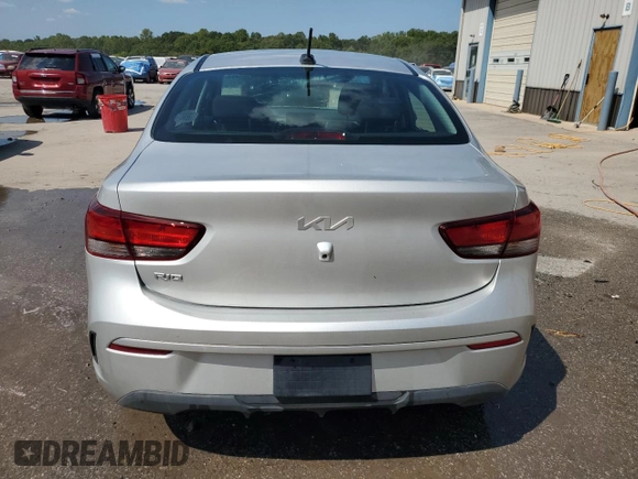 2022 Kia Rio S with VIN 3KPA24AD6NE474136, listed as a Copart auction lot 70765494 with 30,568 mi miles and Salvage Title. Bid and sale history available at DreamBid. Image 6.