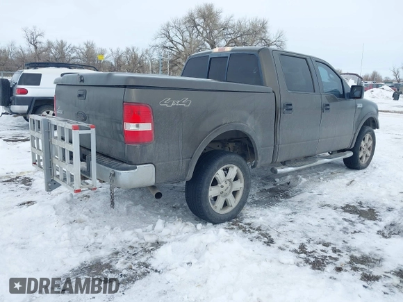 2008 Ford F-150 XLT z VIN 1FTPW14V18FB71129, wystawiony jako IAAI lot #41252246 z przebiegiem 282 129 mil mil oraz . Historia ofert i sprzedaży dostępna na DreamBid. Obrazek 4.