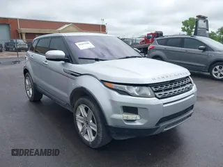 2013 Land Rover Range Rover Evoque Pure Plus z VIN SALVP2BG7DH782112, wystawiony jako IAAI lot #42203360 z przebiegiem 142 201 mil mil oraz . Historia ofert i sprzedaży dostępna na DreamBid. Obrazek 6.