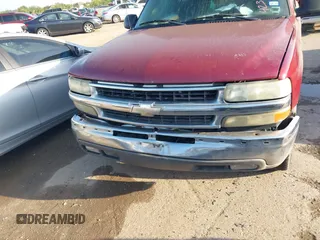 2004 Chevrolet Tahoe LS z VIN 1GNEC13VX4J112970, wystawiony jako IAAI lot #42380764 z przebiegiem 294 201 mil mil oraz . Historia ofert i sprzedaży dostępna na DreamBid. Obrazek 6.