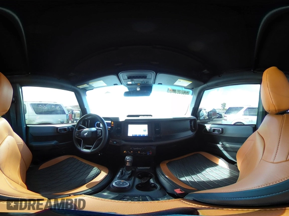 2023 Ford Bronco с VIN 1FMDE5BH2PLA98570, выставлен на аукционе IAAI как лот 42322165 с пробегом 10 266 миль миль и . История ставок и продаж доступна на DreamBid. Изображение 19.