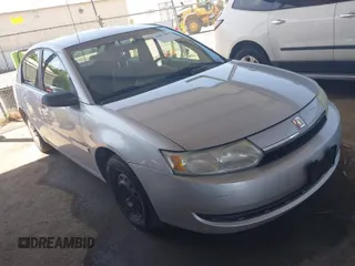 2004 Saturn ION with VIN 1G8AJ52F84Z116798, listed as a IAAI auction lot 42001660 with 152,946 mi miles. Bid and sale history available at carsss.com. Image 1.