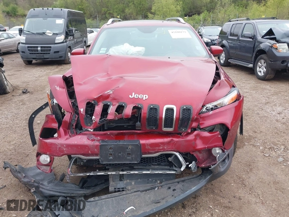 2014 Jeep Cherokee Limited z VIN 1C4PJMDB9EW281248, wystawiony jako IAAI lot #42180172 z przebiegiem 153 777 mil mil oraz . Historia ofert i sprzedaży dostępna na DreamBid. Obrazek 13.