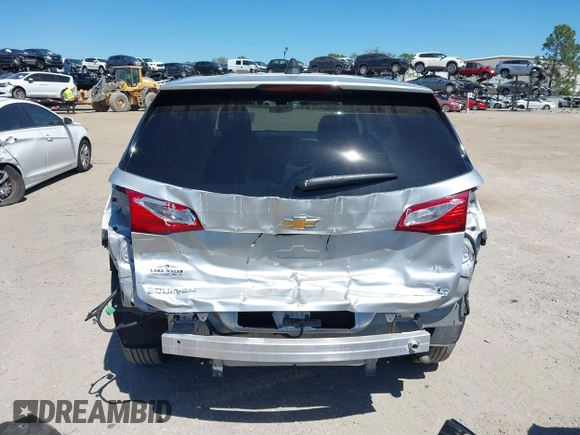 2021 Chevrolet Equinox LT with VIN 3GNAXKEV1MS126504, listed as a IAAI auction lot 41833363 with 76,137 mi miles. Bid and sale history available at carsss.com. Image 6.