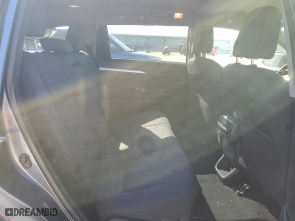 2015 Toyota Highlander LE with VIN 5TDBKRFH0FS138597, listed as a Copart auction lot 46336375 with 133,869 mi miles and Salvage Title. Bid and sale history available at carsss.com. Image 11.