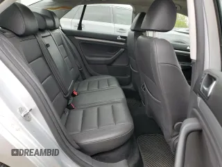 2007 Volkswagen Jetta Wolfsburg Edition с VIN 3VWEF71K57M131295, выставлен на аукционе Copart как лот 57479805 с пробегом 225 117 миль миль и Чистый • Clean title. История ставок и продаж доступна на DreamBid. Изображение 10.