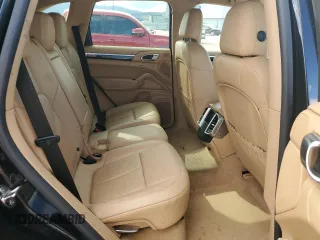 2014 Porsche Cayenne Diesel z VIN WP1AF2A20ELA35835, wystawiony jako Copart lot #44794265 z przebiegiem 158 528 mil mil oraz Nie do naprawy • Non repairable. Historia ofert i sprzedaży dostępna na DreamBid. Obrazek 10.