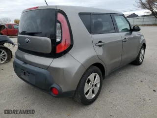 2015 Kia Soul with VIN KNDJN2A22F7235307, listed as a Copart auction lot 64617672 with 125,371 mi miles and Clean Title. Bid and sale history available at carsss.com. Image 4.