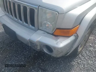 2007 Jeep Commander Sport с VIN 1J8HG48K17C626699, выставлен на аукционе IAAI как лот 42339884 с пробегом 210 431 миль миль и . История ставок и продаж доступна на DreamBid. Изображение 6.