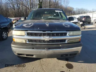2004 Chevrolet Tahoe LS with VIN 1GNEC13V04J259945, listed as a Copart auction lot 88194905 with 225,491 mi miles and Salvage Title. Bid and sale history available at carsss.com. Image 5.