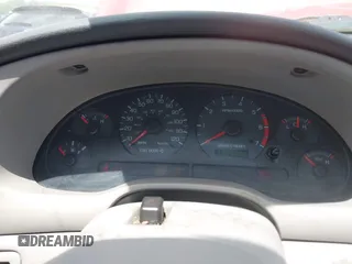 2003 Ford Mustang Standard z VIN 1FAFP40473F441647, wystawiony jako IAAI lot #42179189 z przebiegiem 138 460 mil mil oraz . Historia ofert i sprzedaży dostępna na DreamBid. Obrazek 7.