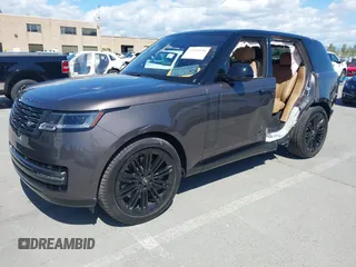 2023 Land Rover Range Rover Autobiography z VIN SALK19E78PA058614, wystawiony jako IAAI lot #42265194 z przebiegiem 30 764 mil mil oraz . Historia ofert i sprzedaży dostępna na DreamBid. Obrazek 22.