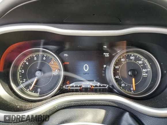 2018 Jeep Cherokee Overland with VIN 1C4PJMJX8JD594345, listed as a Copart auction lot 77934214 with 189,096 mi miles and Non Repairable. Bid and sale history available at carsss.com. Image 9.