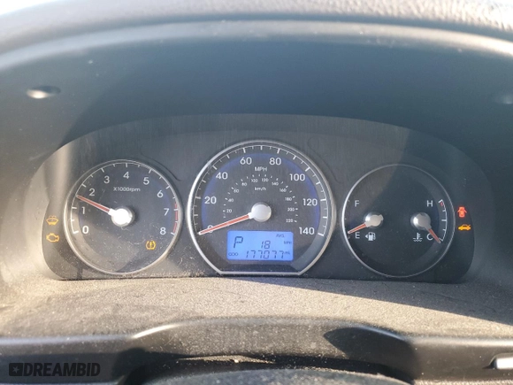2012 Hyundai Santa Fe Limited with VIN 5XYZK4AG6CG140038, listed as a Copart auction lot 48536185 with 177,077 mi miles and Salvage Title. Bid and sale history available at carsss.com. Image 9.