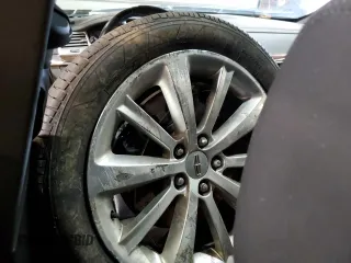 2009 Lincoln MKS z VIN 1LNHM94R39G629594, wystawiony jako Copart lot #56986125 z przebiegiem Nie podano mil oraz Szkoda całkowita • Salvage title. Historia ofert i sprzedaży dostępna na DreamBid. Obrazek 8.