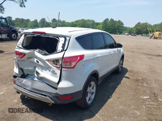 2015 Ford Escape SE с VIN 1FMCU0G93FUB38571, выставлен на аукционе IAAI как лот 42494932 с пробегом 194 700 миль миль и . История ставок и продаж доступна на DreamBid. Изображение 4.