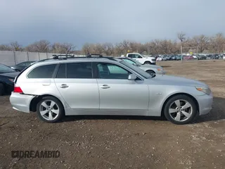 2006 BMW 5 Series 530xi with VIN WBANN73506CN01479, listed as a IAAI auction lot 40933082 with 200,464 mi miles and . Bid and sale history available at carsss.com. Image 13.