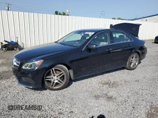2014 Mercedes-Benz E 350 Luxury z VIN WDDHF8JB7EA980317, wystawiony jako Copart lot #58952755 z przebiegiem 106 341 mil mil oraz Szkoda całkowita • Salvage title. Historia ofert i sprzedaży dostępna na DreamBid. Obrazek 1.