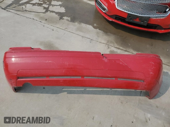 2006 Ford Focus S z VIN 1FAFP34NX6W195677, wystawiony jako Copart lot #59049645 z przebiegiem 177 621 mil mil oraz Szkoda całkowita • Salvage title. Historia ofert i sprzedaży dostępna na DreamBid. Obrazek 13.