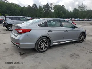 2015 Hyundai Sonata Sport z VIN 5NPE34AB1FH074866, wystawiony jako Copart lot #56642235 z przebiegiem 118 094 mil mil oraz Szkoda całkowita • Salvage title. Historia ofert i sprzedaży dostępna na DreamBid. Obrazek 3.