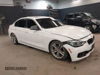 2018 BMW 3 Series 330i xDrive with VIN WBA8D9G56JNU72833, listed as a IAAI auction lot 41287671 with 93,529 mi miles. Bid and sale history available at carsss.com. Image 1.