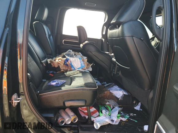 2024 Ram 2500 Laramie z VIN 3C6UR5NL5RG125812, wystawiony jako Copart lot #77317614 z przebiegiem Nie podano mil oraz Nie do naprawy • Non repairable. Historia ofert i sprzedaży dostępna na DreamBid. Obrazek 10.