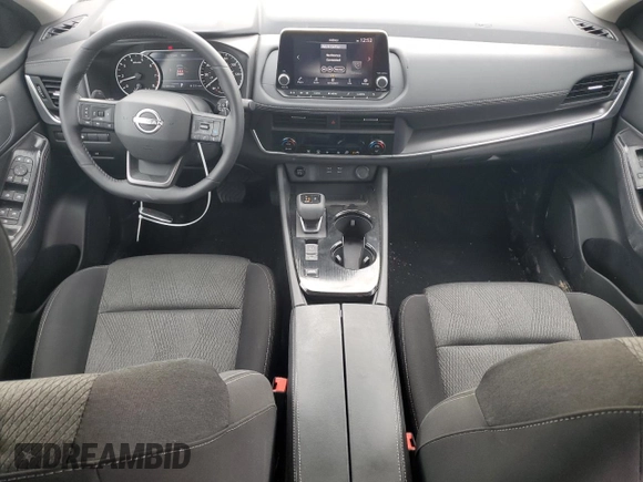2025 Nissan Rogue SV with VIN 5N1BT3BA5SC786396, listed as a Copart auction lot 52991095 with 12,189 mi miles and Clean Title. Bid and sale history available at DreamBid. Image 8.