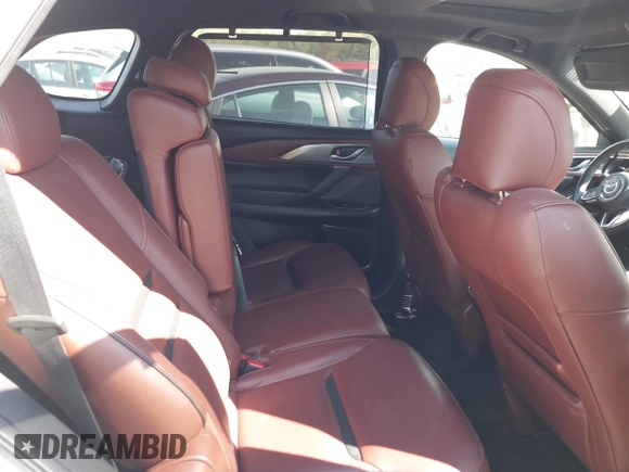 2016 Mazda CX-9 Signature with VIN JM3TCBEY4G0118231, listed as a IAAI auction lot 41903023 with 77,475 mi miles and . Bid and sale history available at carsss.com. Image 8.