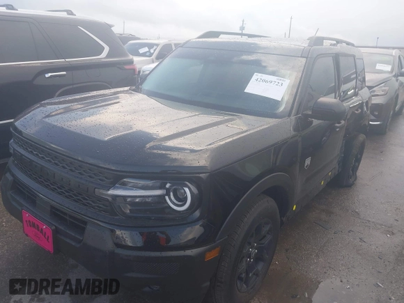 2025 Ford Bronco Sport Big Bend with VIN 3FMCR9BN9SRE24856, listed as a IAAI auction lot 42069723 with 960 mi miles and . Bid and sale history available at DreamBid. Image 2.