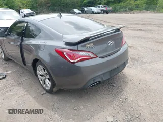 2013 Hyundai Genesis Coupe Premium с VIN KMHHT6KD2DU083678, выставлен на аукционе IAAI как лот 42219912 с пробегом 186 192 миль миль и . История ставок и продаж доступна на DreamBid. Изображение 3.