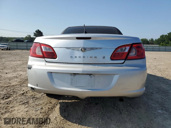 2008 Chrysler Sebring LX z VIN 1C3LC45K28N188707, wystawiony jako Copart lot #60137105 z przebiegiem 245 175 mil mil oraz Szkoda całkowita • Salvage title. Historia ofert i sprzedaży dostępna na DreamBid. Obrazek 6.