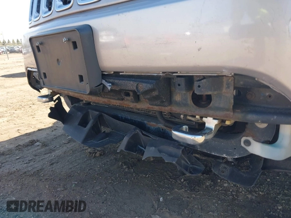 2014 Jeep Grand Cherokee Overland with VIN 1C4RJFCT9EC231840, listed as a IAAI auction lot 42114284 with 170,691 mi miles and . Bid and sale history available at DreamBid. Image 20.