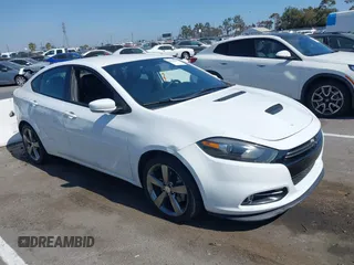 2016 Dodge Dart GT z VIN 1C3CDFEB1GD728240, wystawiony jako IAAI lot #42625058 z przebiegiem 104 423 mil mil oraz . Historia ofert i sprzedaży dostępna na DreamBid. Obrazek 1.