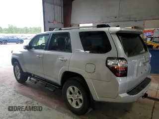 2023 Toyota 4Runner SR5 z VIN JTEMU5JR0P6106886, wystawiony jako Copart lot #61213595 z przebiegiem 30 183 mil mil oraz Szkoda całkowita • Salvage title. Historia ofert i sprzedaży dostępna na DreamBid. Obrazek 2.