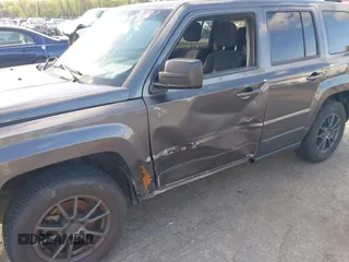 2016 Jeep Patriot Sport with VIN 1C4NJPBA9GD675253, listed as a IAAI auction lot 42058124 with 152,028 mi miles. Bid and sale history available at carsss.com. Image 6.