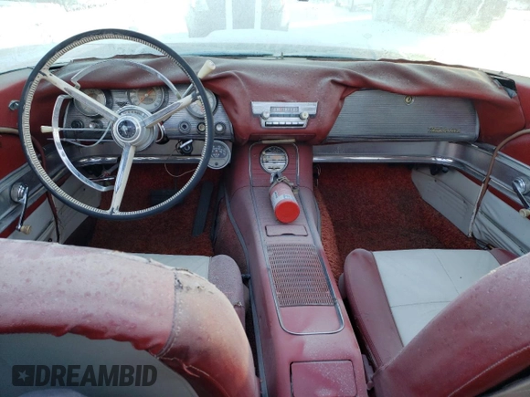 1960 Ford Thunderbird with VIN 0Y73Y100324, listed as a Copart auction lot 87233584 with 15,301 mi miles and Clean Title. Bid and sale history available at DreamBid. Image 8.