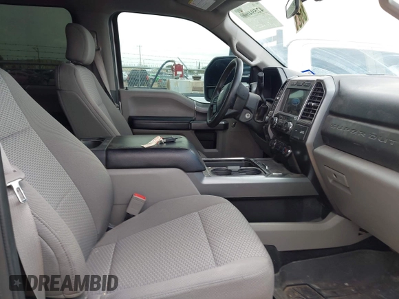2019 Ford F-250 XL with VIN 1FT7W2BT9KEG02613, listed as a IAAI auction lot 42594640 with 167,453 mi miles and . Bid and sale history available at DreamBid. Image 5.