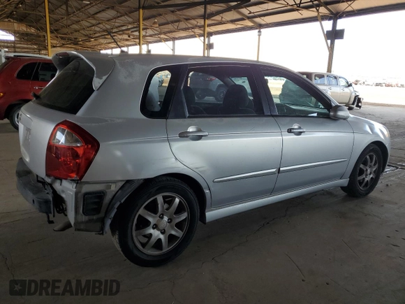 2006 Kia Spectra with VIN KNAFE162665365284, listed as a Copart auction lot 52147085 with 139,570 mi miles and Salvage Title. Bid and sale history available at carsss.com. Image 3.